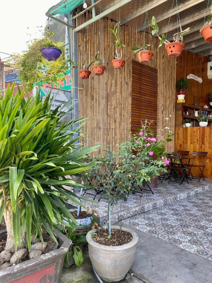 Huong Quynh Homestay Hai Phong Esterno foto